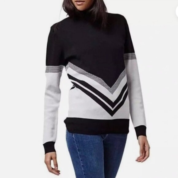 🍋3 for $20🍋 TOPSHOP Black & Off-White Chevron Colorblock Stretch Sweater Size S - Picture 4 of 8